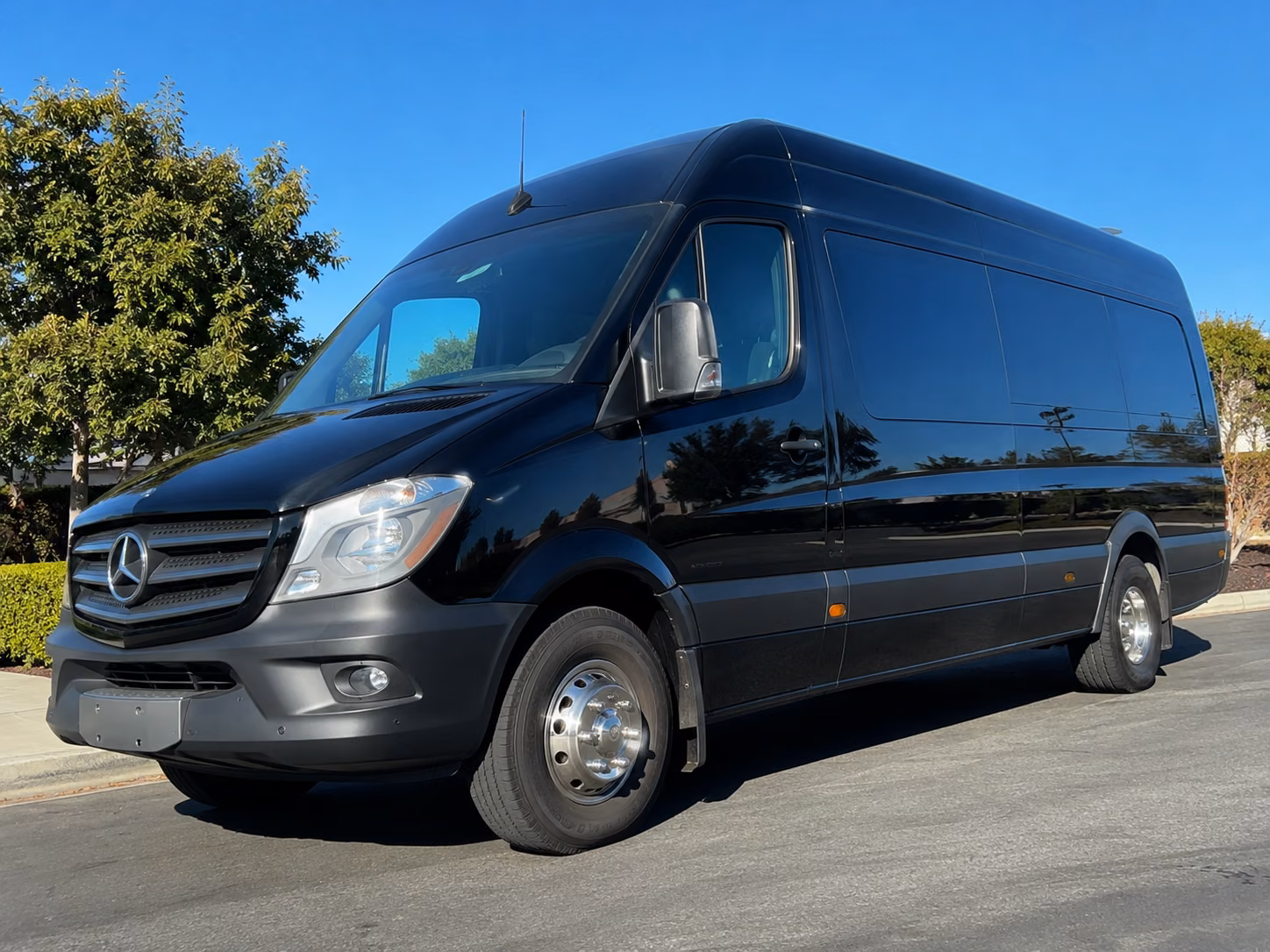book a bus for your next concert or music festival 3