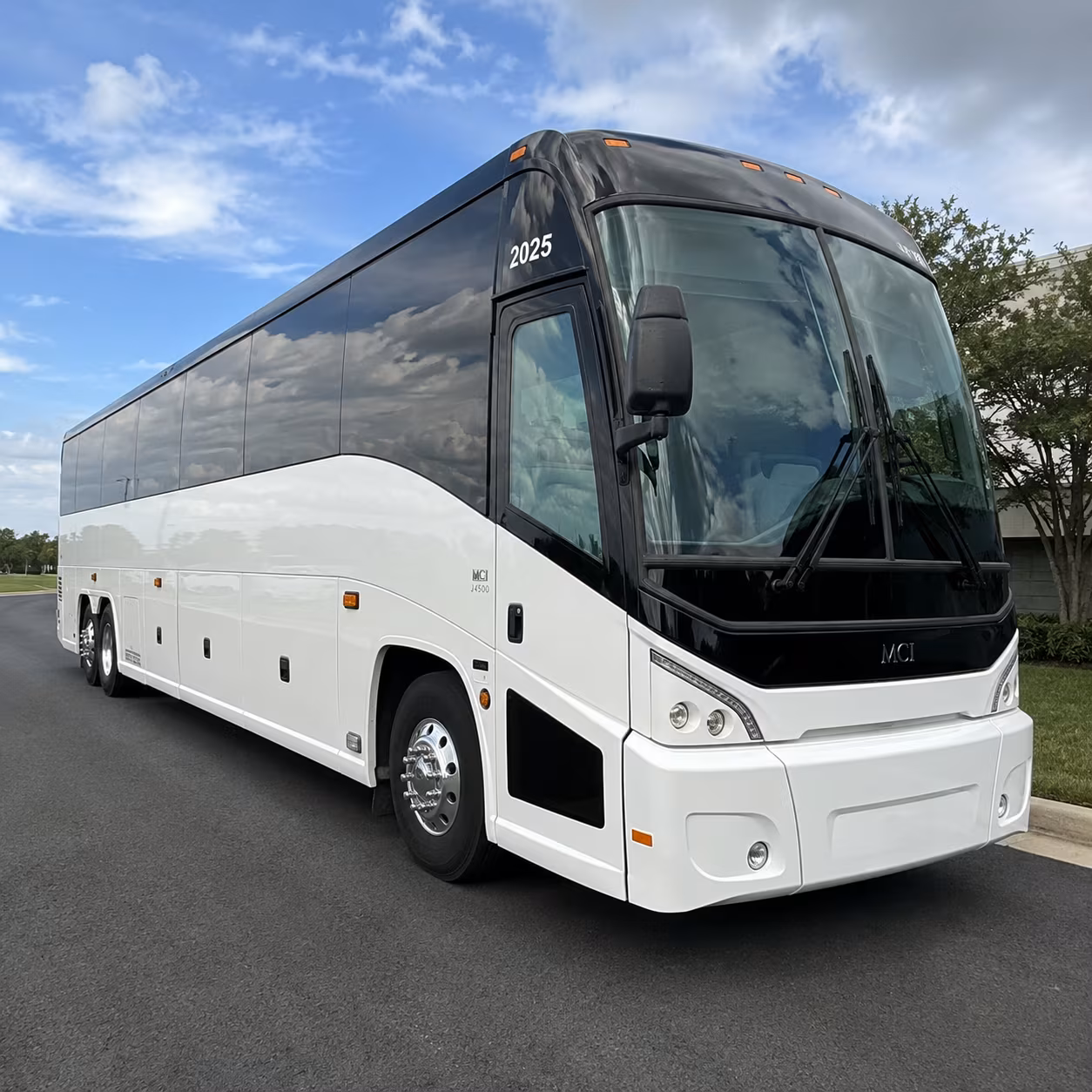 charter buses to warriors games and events at chase center
