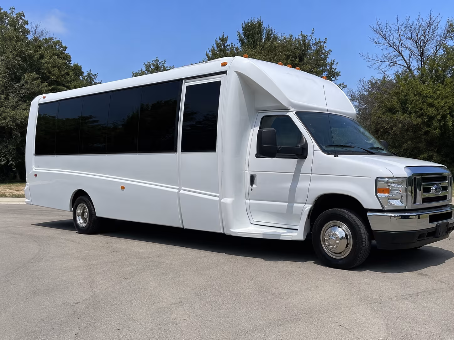 party buses to shoreline amphitheatre concerts and festival weekends